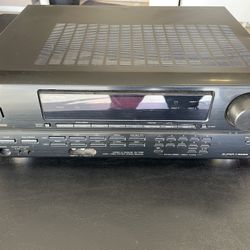Aiwa Stereo Receiver AV-D30