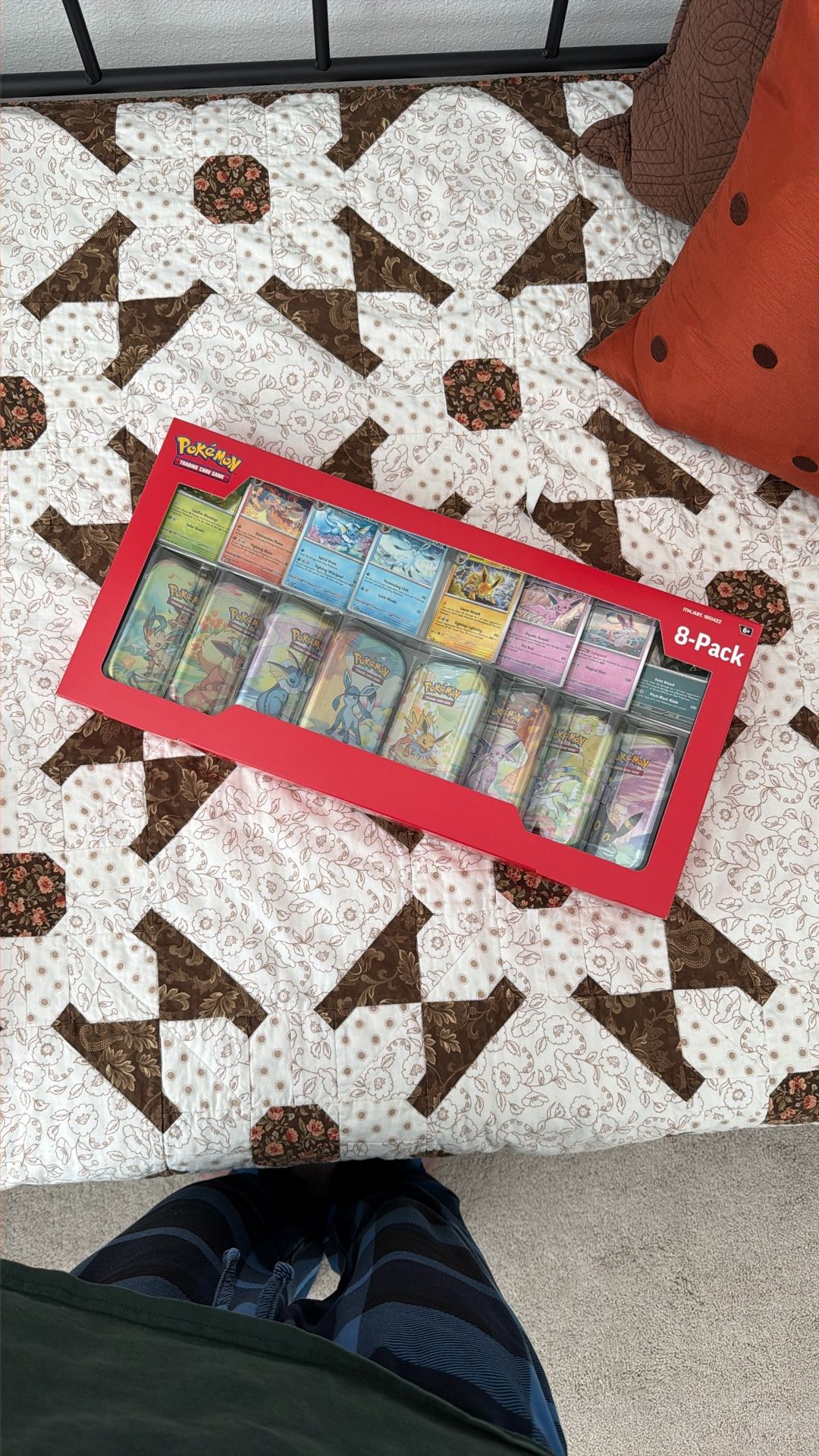 Pokemon Prismatic Evolution Tin 8-Pack