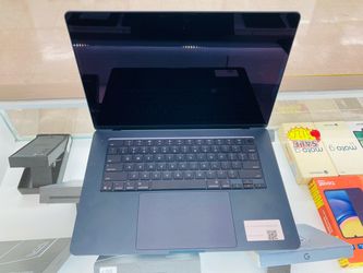 MacBook Air M4 16GB RAM 256GB SSD