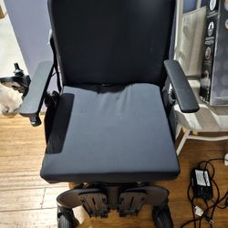 Electric Wheelchair-2023 Quantum J4 with Power Tilt, Power Recline, Footrest