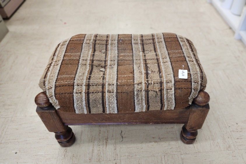 Brown Plaid Ottoman