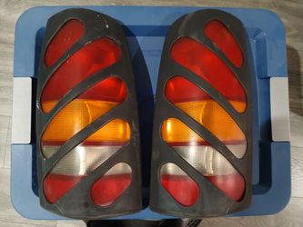 Head light covers 2000 chevy silverado 1500