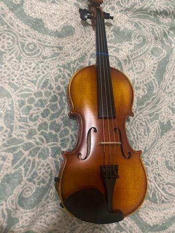 Sebastian Knilling Violin
