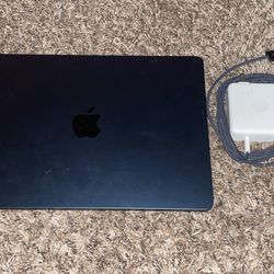 MacBook Air M2 2022