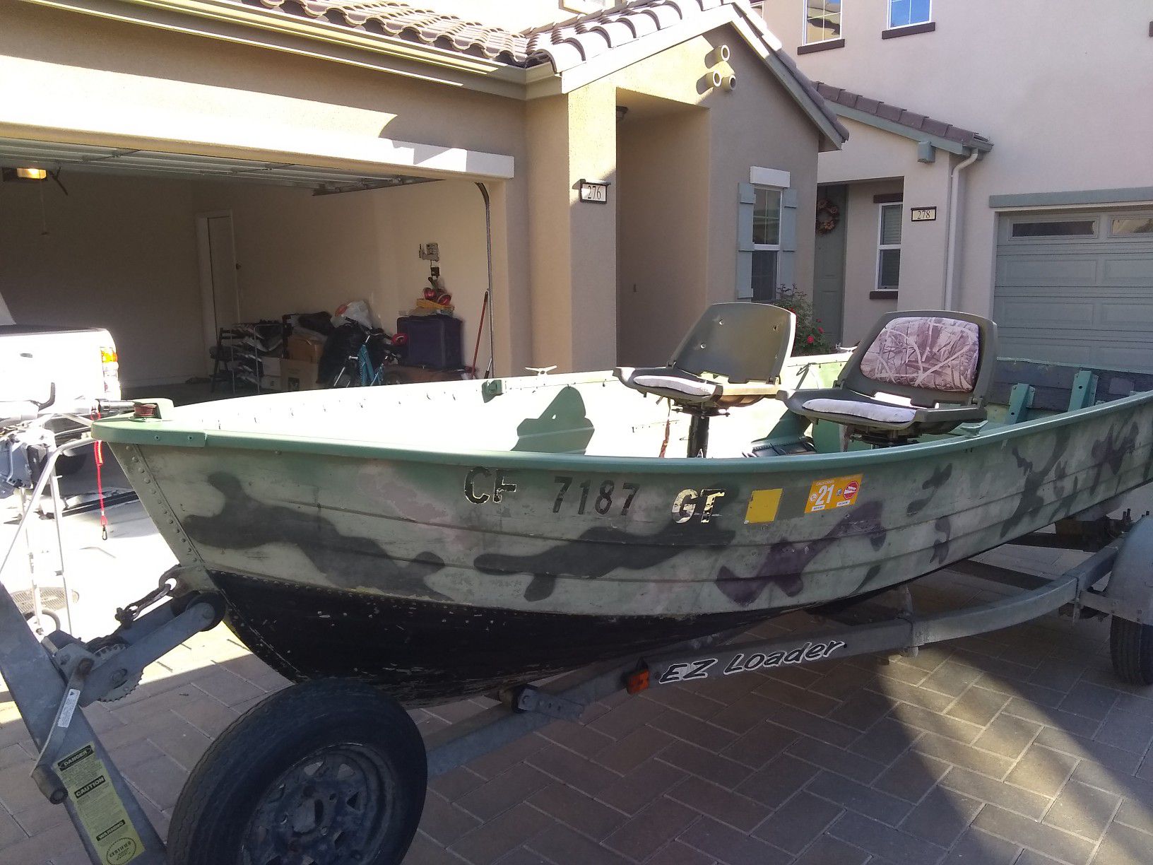 1980 Mirrocraft 14 foot Aluminum boat with EZ Loader trailer