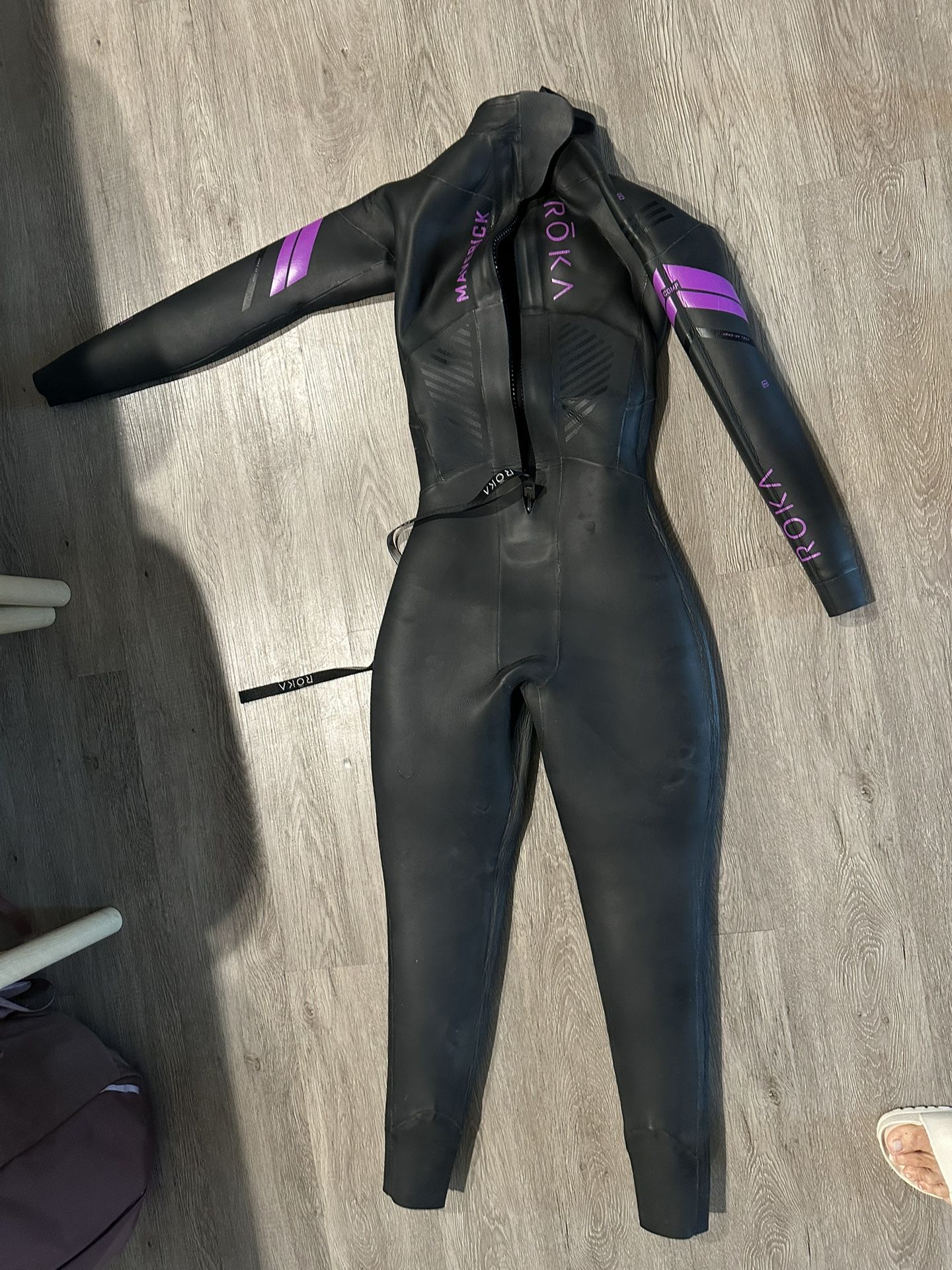 Roka Maverick comp II Wetsuit Size S tall