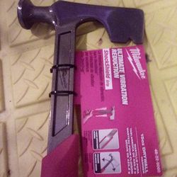 Milwaukee 15 Oz Drywall Hammer 