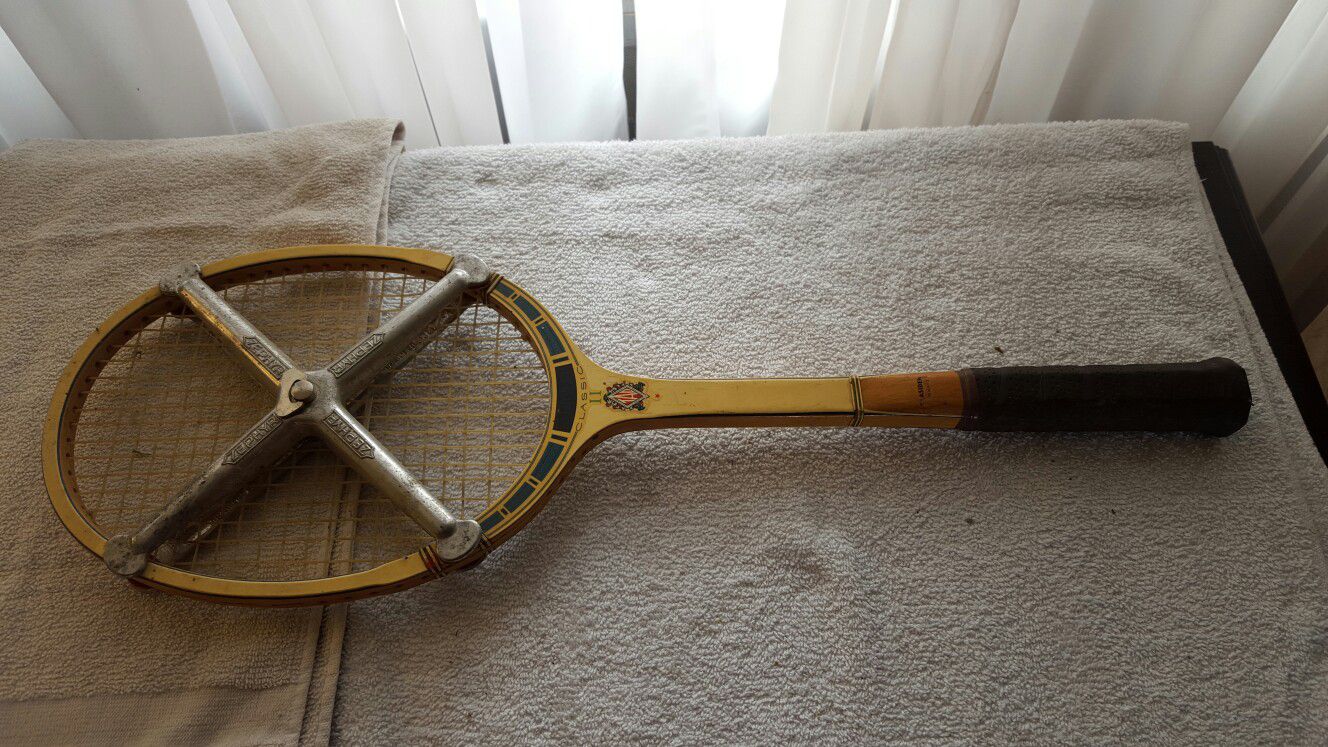 Antique Tennis Rackets