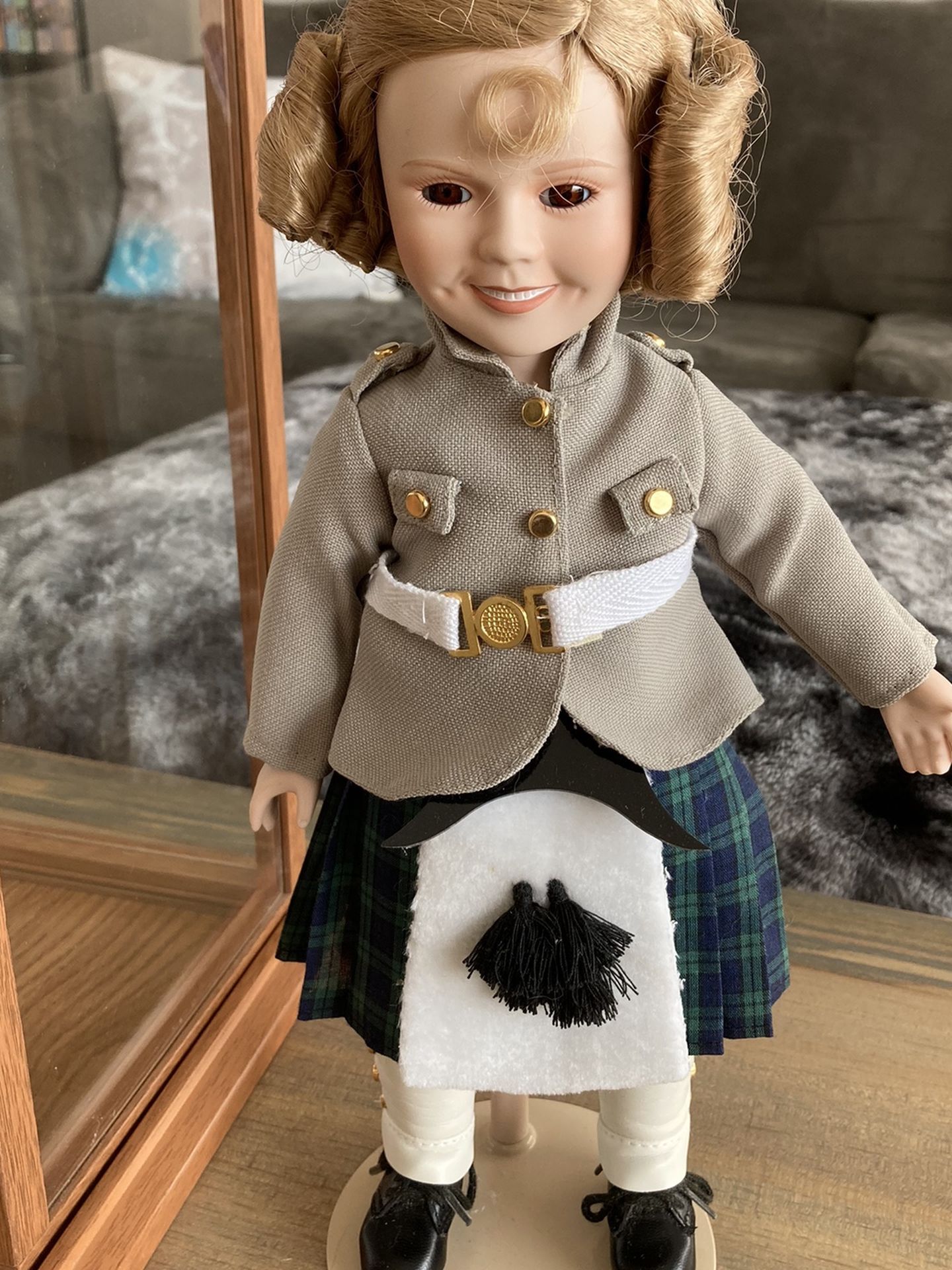 Shirley Temple Porcelain Doll w/ Glass Case: Little General
