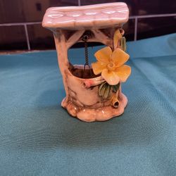 Antique Capodimonte Wishing Well 