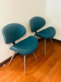 Pair of Teal Upholstered Dining/Accent Chairs – Wooden Legs – Excellent Condition