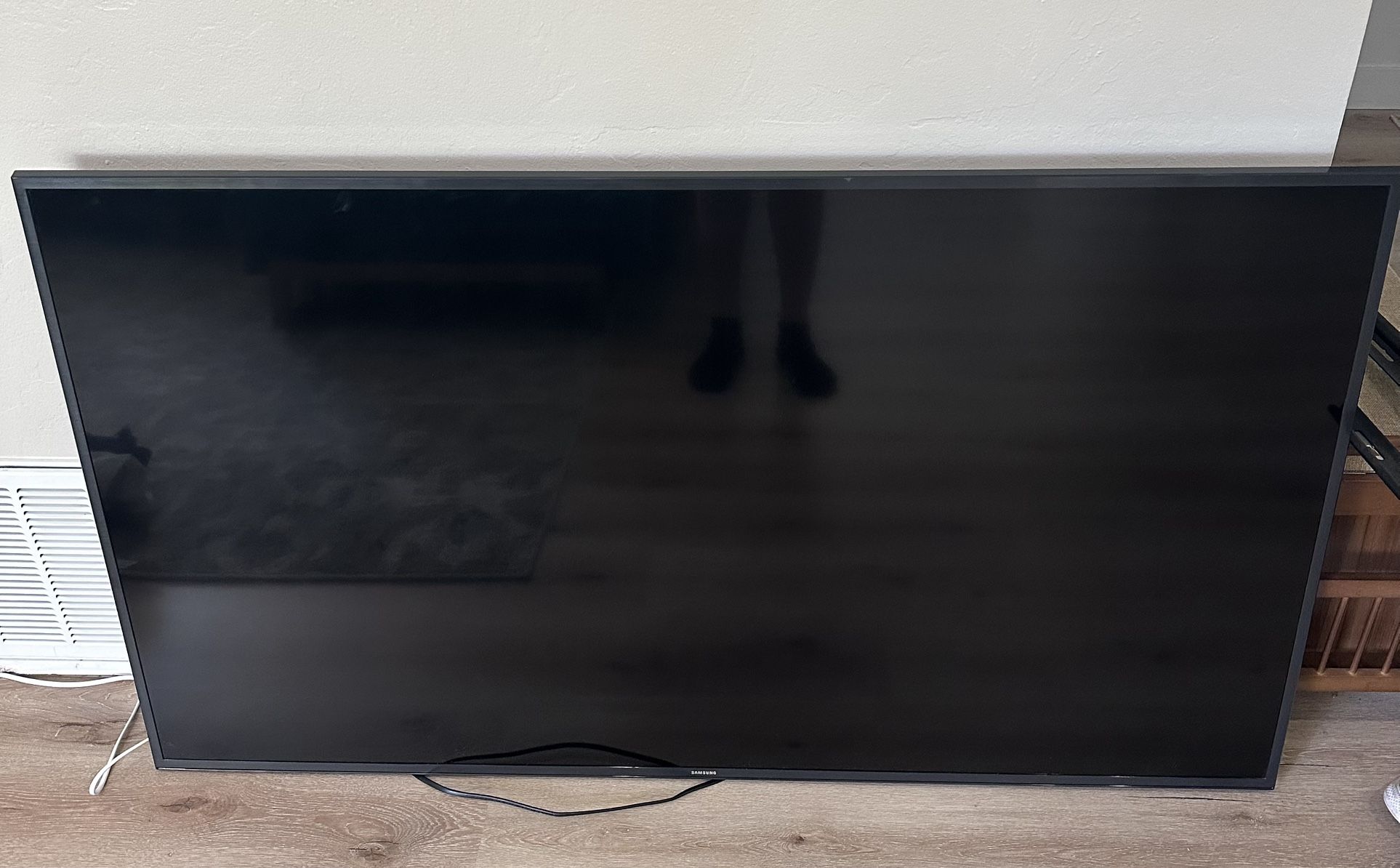 Samsung 65” Smart TV