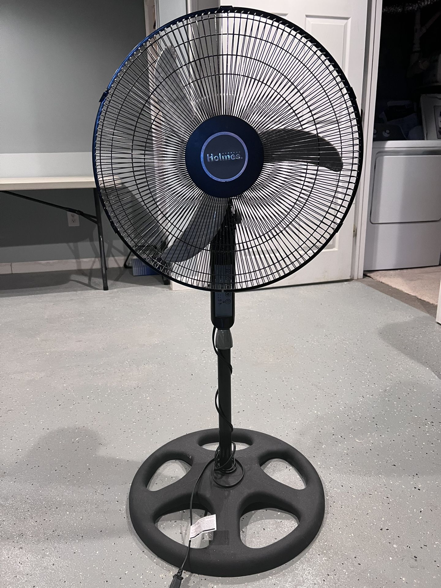 Homes Oscillating 18” Fan