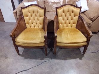 Honeycomb wicker barrel back chairs