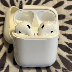 Air Pods 1st Generation