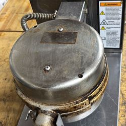 Used Gold Medal Model 5042E Waffle Maker – Works Great!