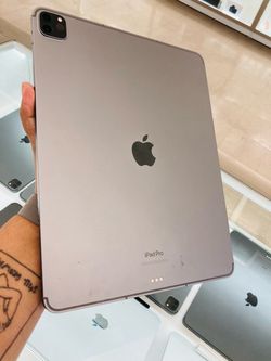 iPad Pro 6th gen 12.9inch 128gb