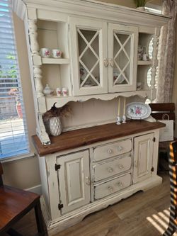 Beautiful hutch