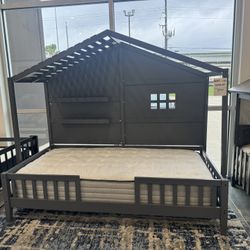 TWIN SIZE HOUSE BED WITH SHELVES/ Solid Wood 