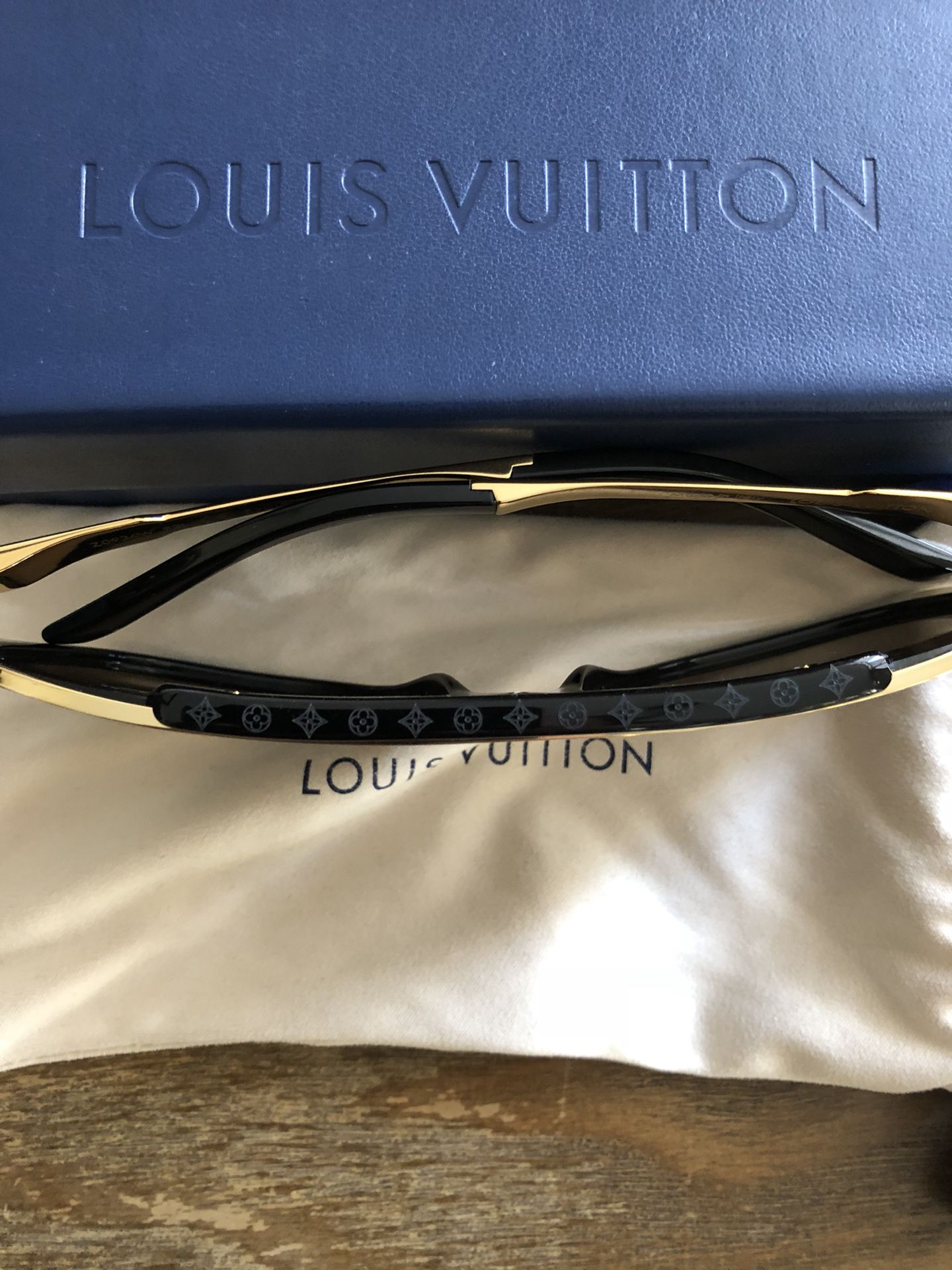 LOUIS VUITTON Showdown Sunglasses Black 436789