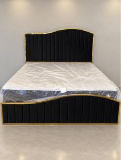 BLACK & GOLD wave bed 🛏️ Velvet 🖤