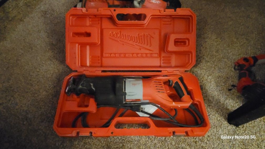 Milwaukee Sawzall