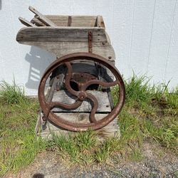 J Watson manufacturing company vintage antique root cutter /root pulper/turnip mangler