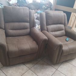 Recliners 