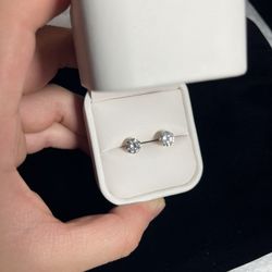 REAL 10K GOLD DIAMOND STUD EARRINGS 