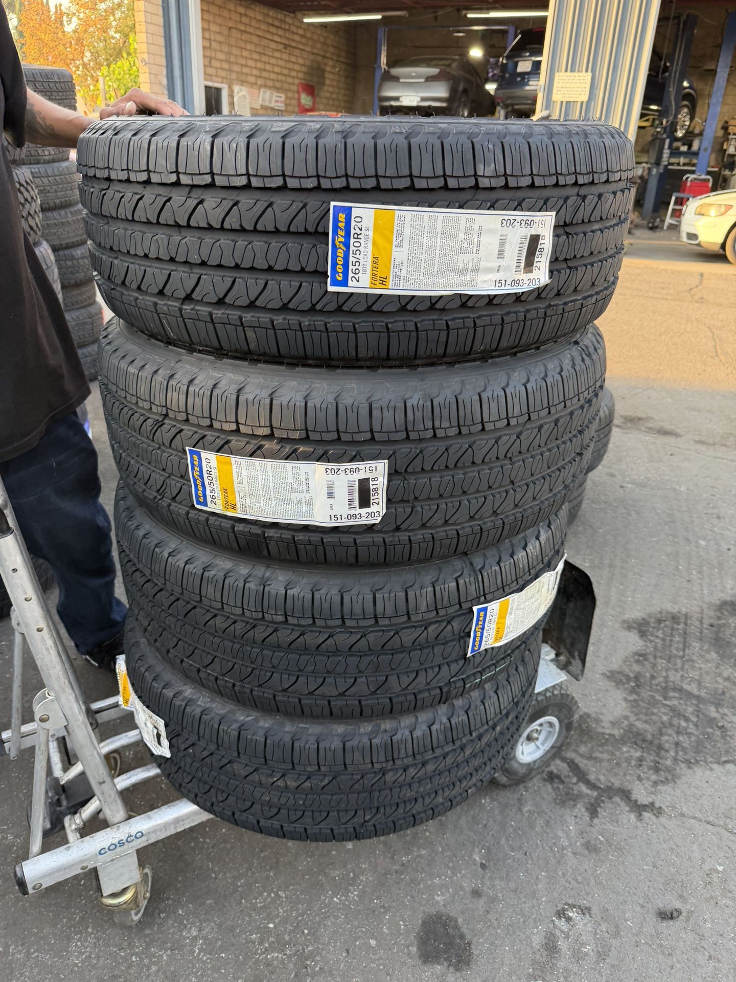 265/50/20 Good Year Tires 