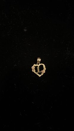 Gold 14k Heart Letter L