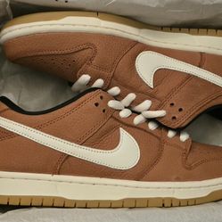 Nike Sb Dark Russet Size 8.5 And 11