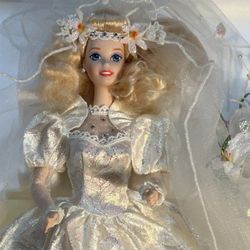 1995 Barbie Star Lily Bride LE #17819 Wedding Flower Collection w Shipper