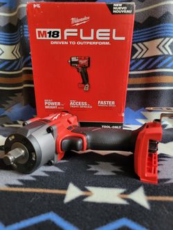 Milwaukee M18 Fuel Brushless
Impact Wrench 1/2
650 Lbs Torque