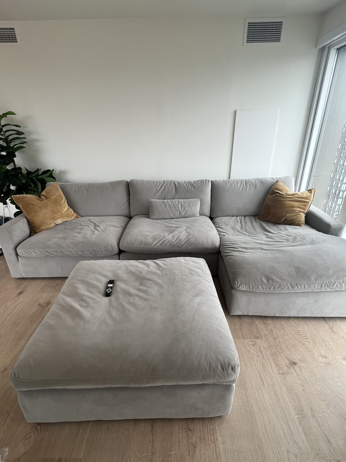 NEW Cozy Sectional Couch