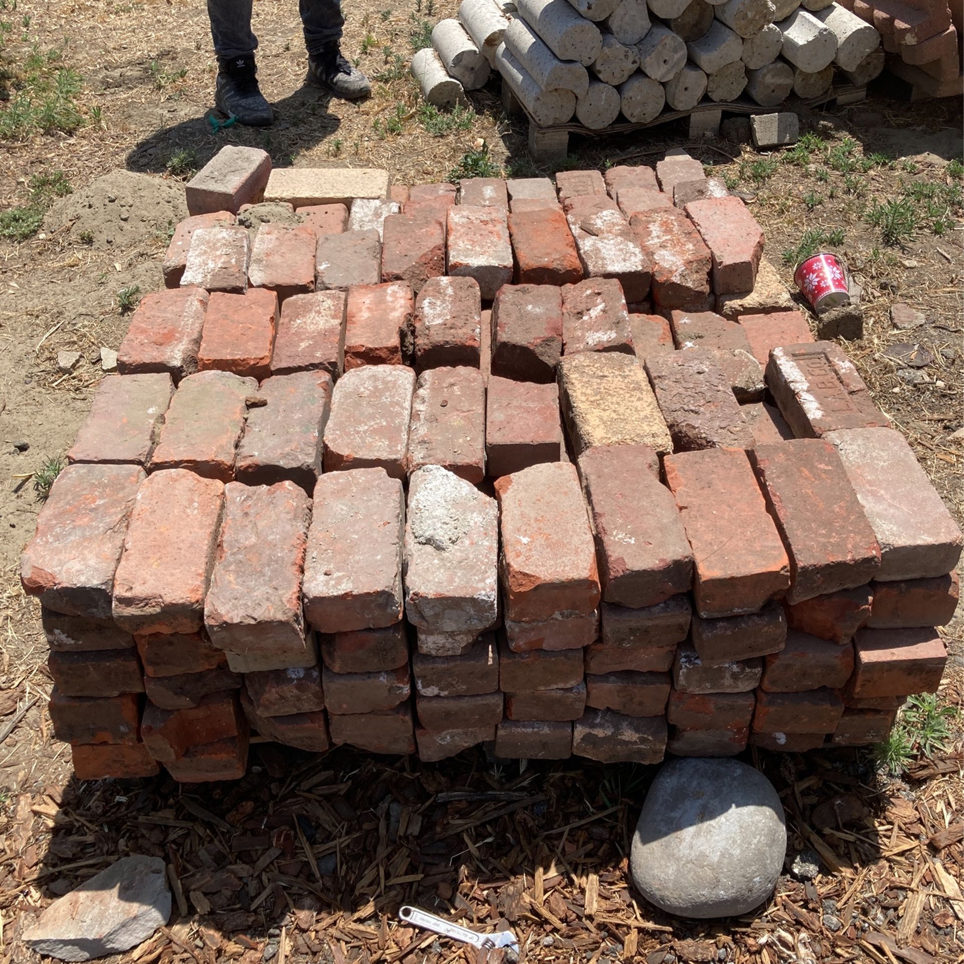 Bricks for Sale in Long Beach, CA - OfferUp