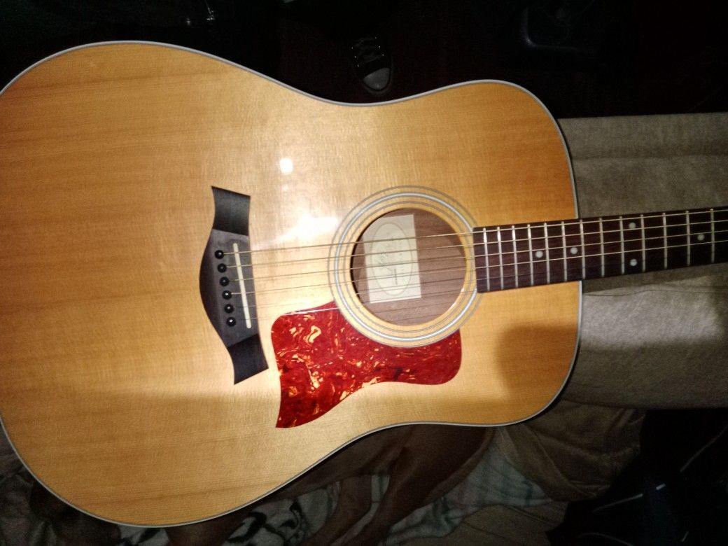 Taylor 210 Barely Played