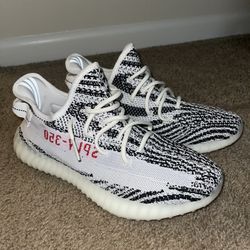 Yeezy Size 9