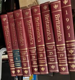 Encyclopaedia Britannica 1991 Partial Set