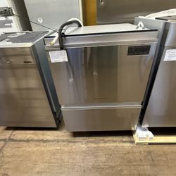 Fisher and Paykel drawer dishwasher 