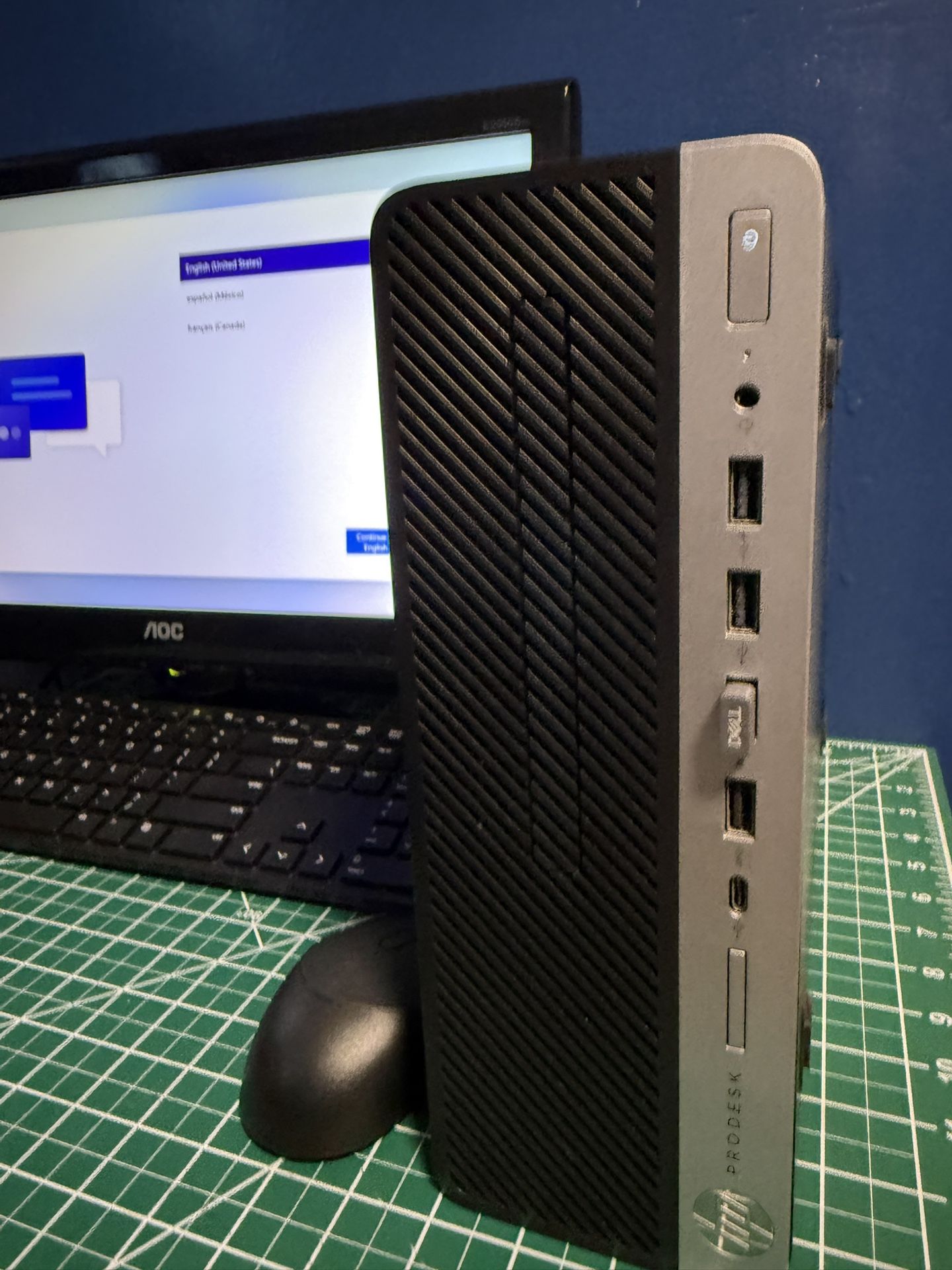 Complete Desktop computer HP ProDesk 600 G3 Win11 1TB ssd 16gb ram AOC LED MONITOR