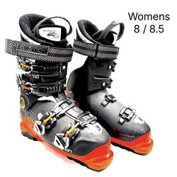 Womens Salomon Ski Boots Size 8 / 8.5