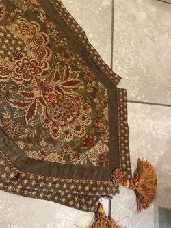 Hemispheres Table Runner