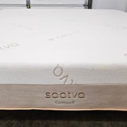 LIKE NEW! Saatva Contour5 King Mattress - Delivery Available