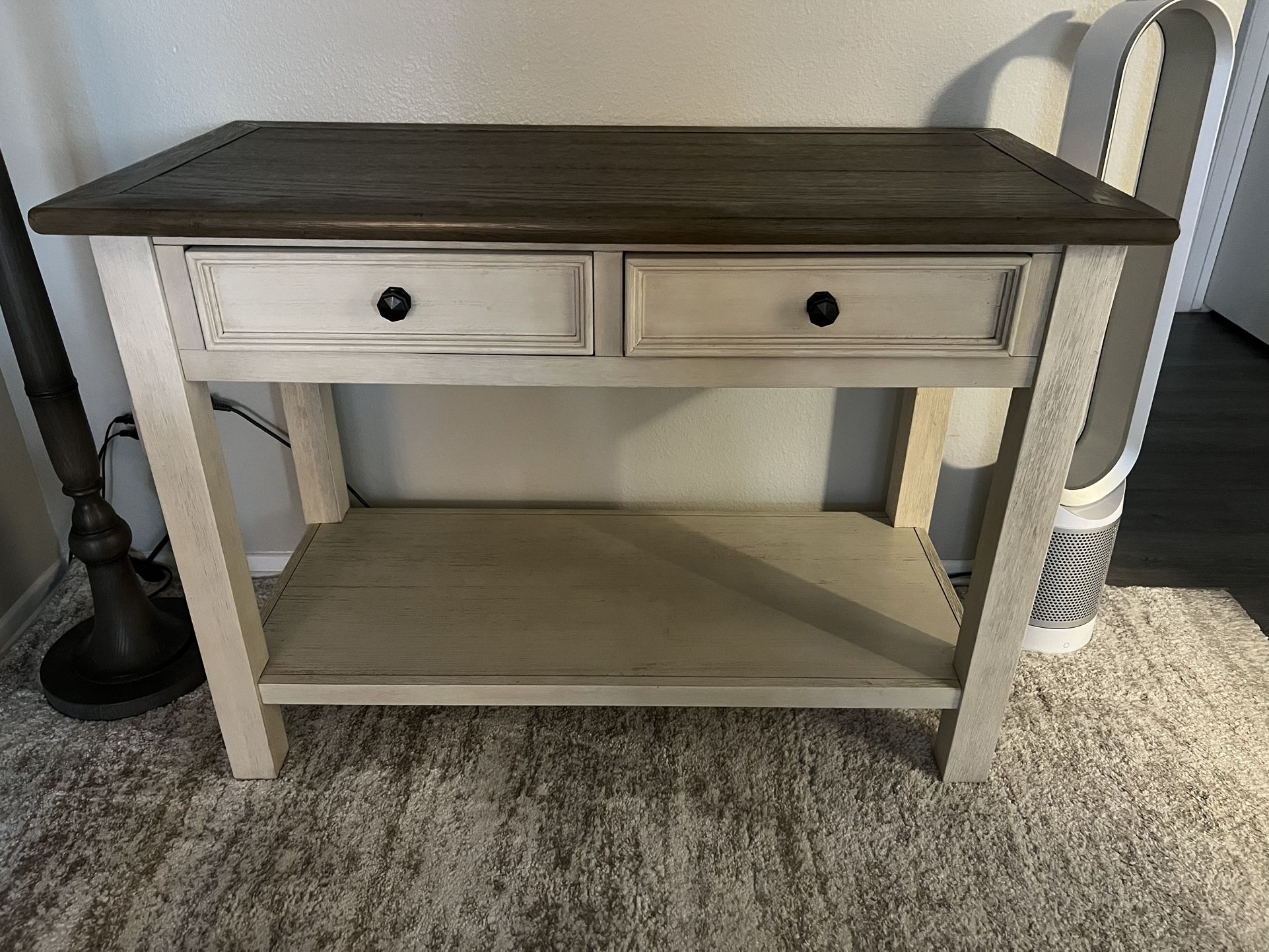 Bolanburg Sofa/Console Table