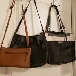 3 purses good condition