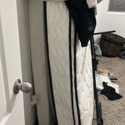 Queen And Full Mattress 