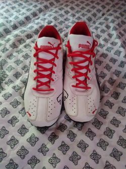 Pumas size 11 never touch the ground $50