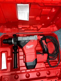 Milwaukee 15 Amp 1-3/4 in. SDS-MAX Corded Combination Hammer with E-Clutch (5546-21)