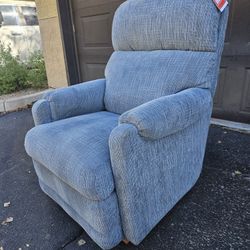 POWDER BLUE LAZY BOY RECLINER CHAIR 